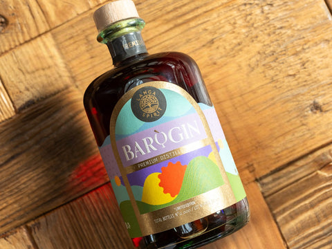 Bottiglia di Barogin Distilled di Langa Spirit